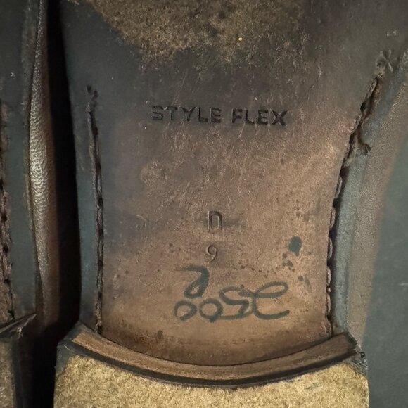 Vintage Bally Men's Leather Loafers Tassels & Fringe, Size 9D - Picture 8 of 9